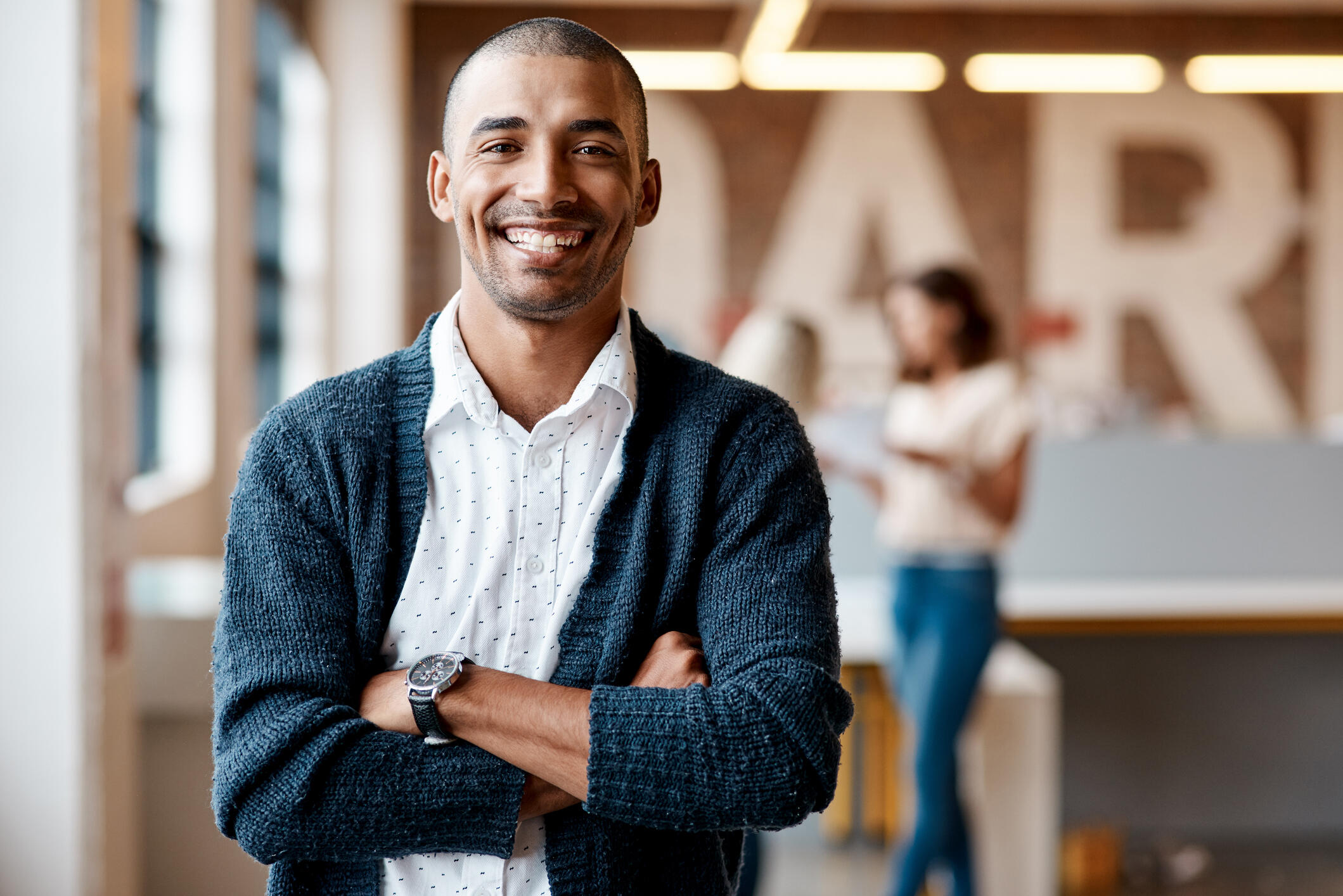 Homme entrepreneur travaillant sur un projet professionnel